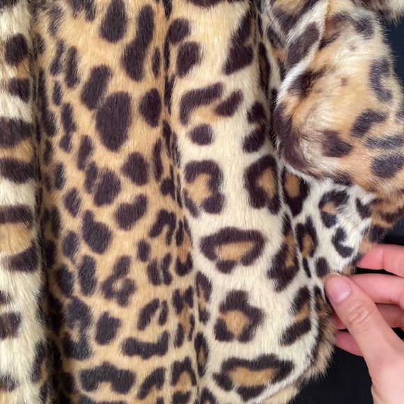 Love Token Jacket - Picture 3 of 4